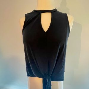 Leith shirt front knot top. Charcoal Gray